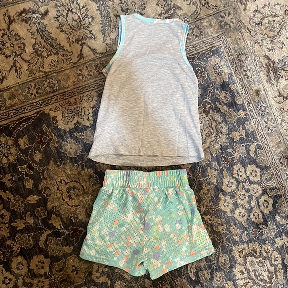 Little girls matching tank & shorts outfit by Champion. - Picture 4 of 6